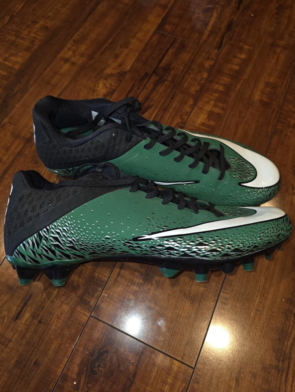 Nike Vapor Untouchable Pro Football Cleats